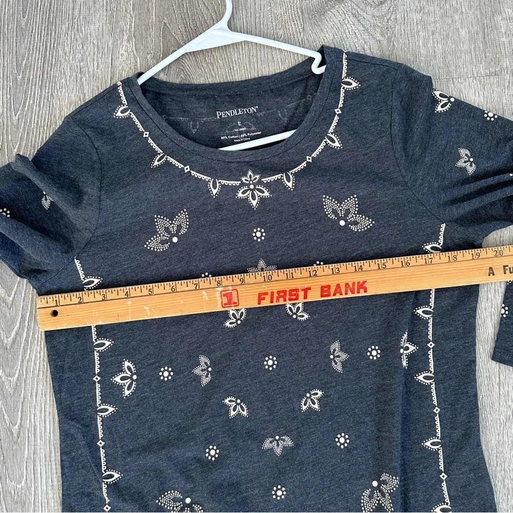 Pendleton Gray Boxy Top with‎ Three-Quarter Sleeves and Floral Embellishments
